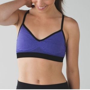 Lululemon Hold Your Om Bra ll.  Size 6